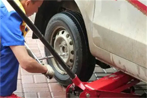 阿合奇附近拖车24小时服务热线电话